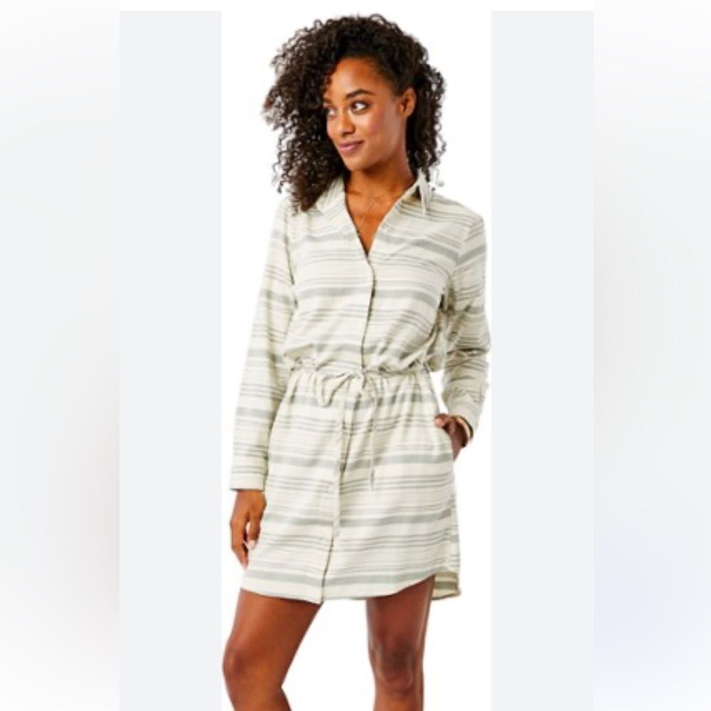 EXCELLENT CONDITION SIZE SMALL CARVE DESIGNS AIDA DRESS